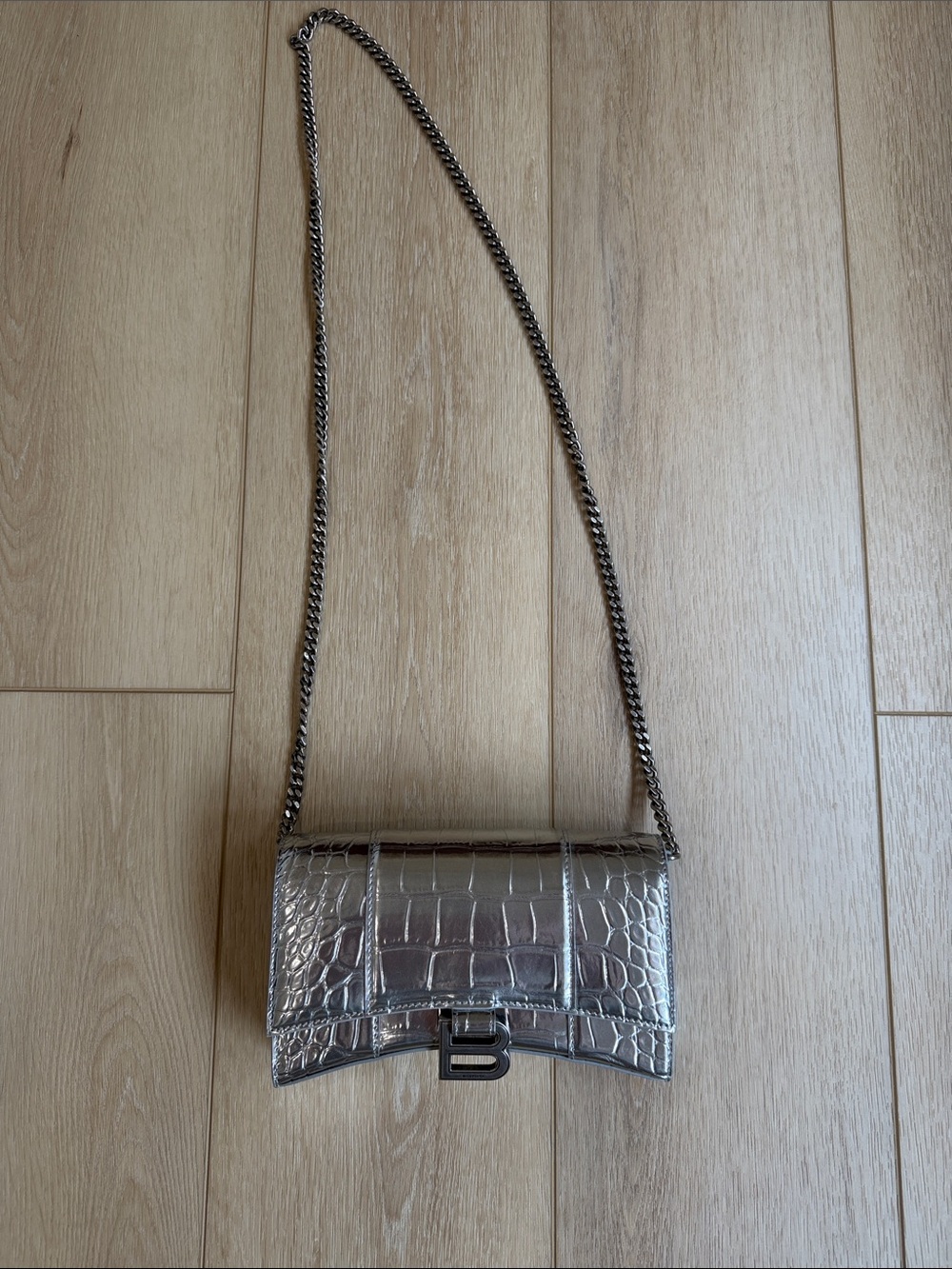 Balenciaga Metallic Silver Croc-Embossed 'B' Shoulder Bag - Picture 2 of 6